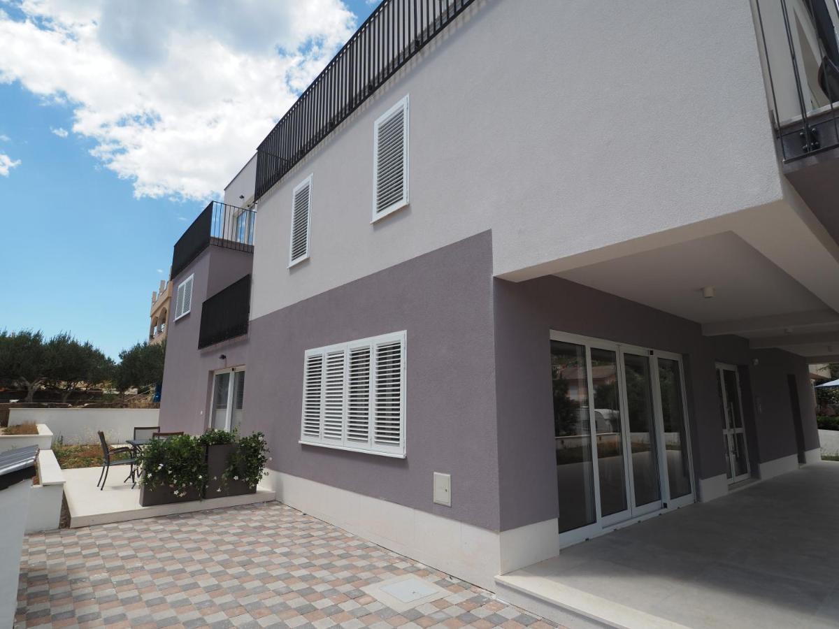 Arte Oliva Bed & Breakfast Grebastica Exterior photo