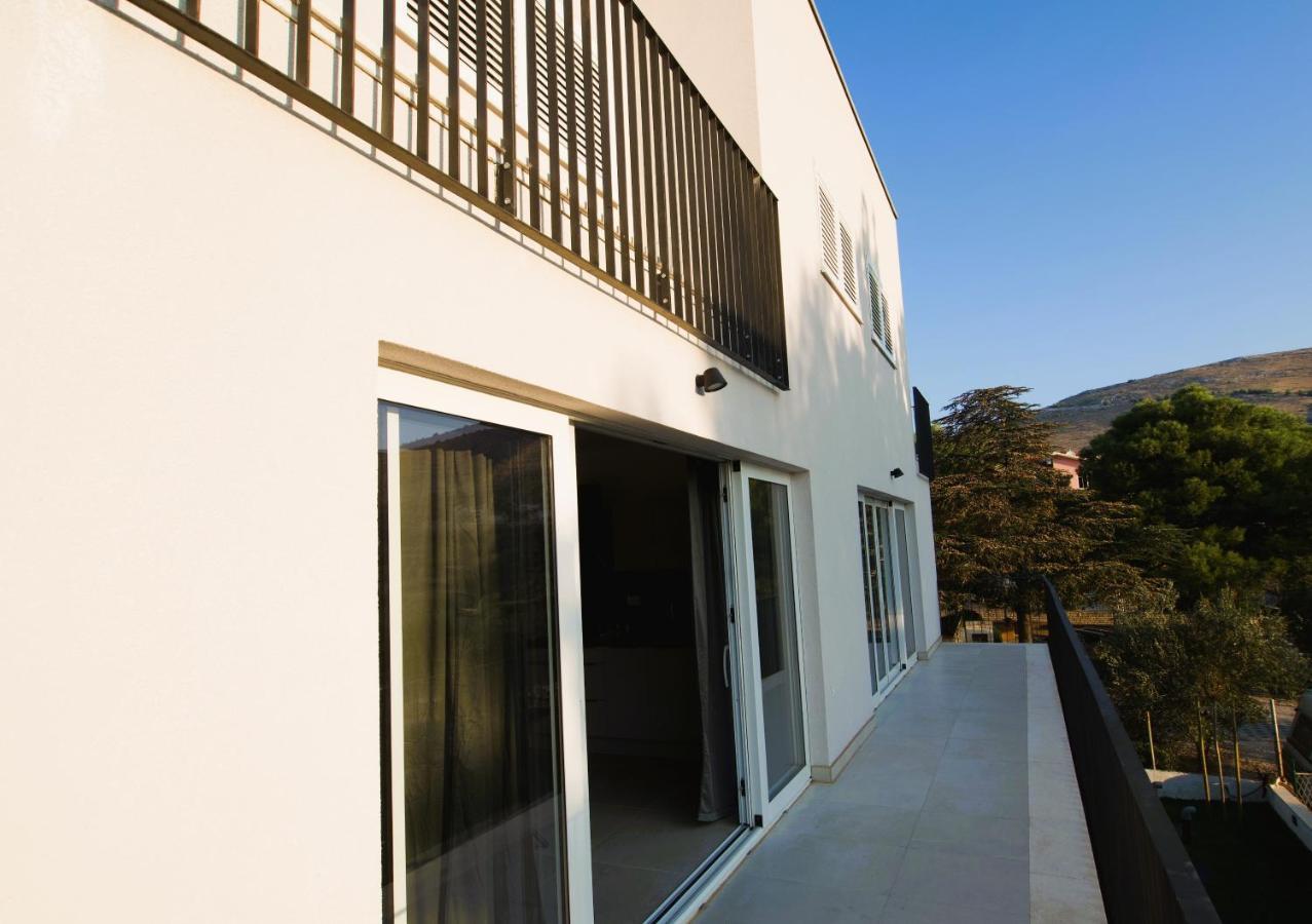 Arte Oliva Bed & Breakfast Grebastica Exterior photo
