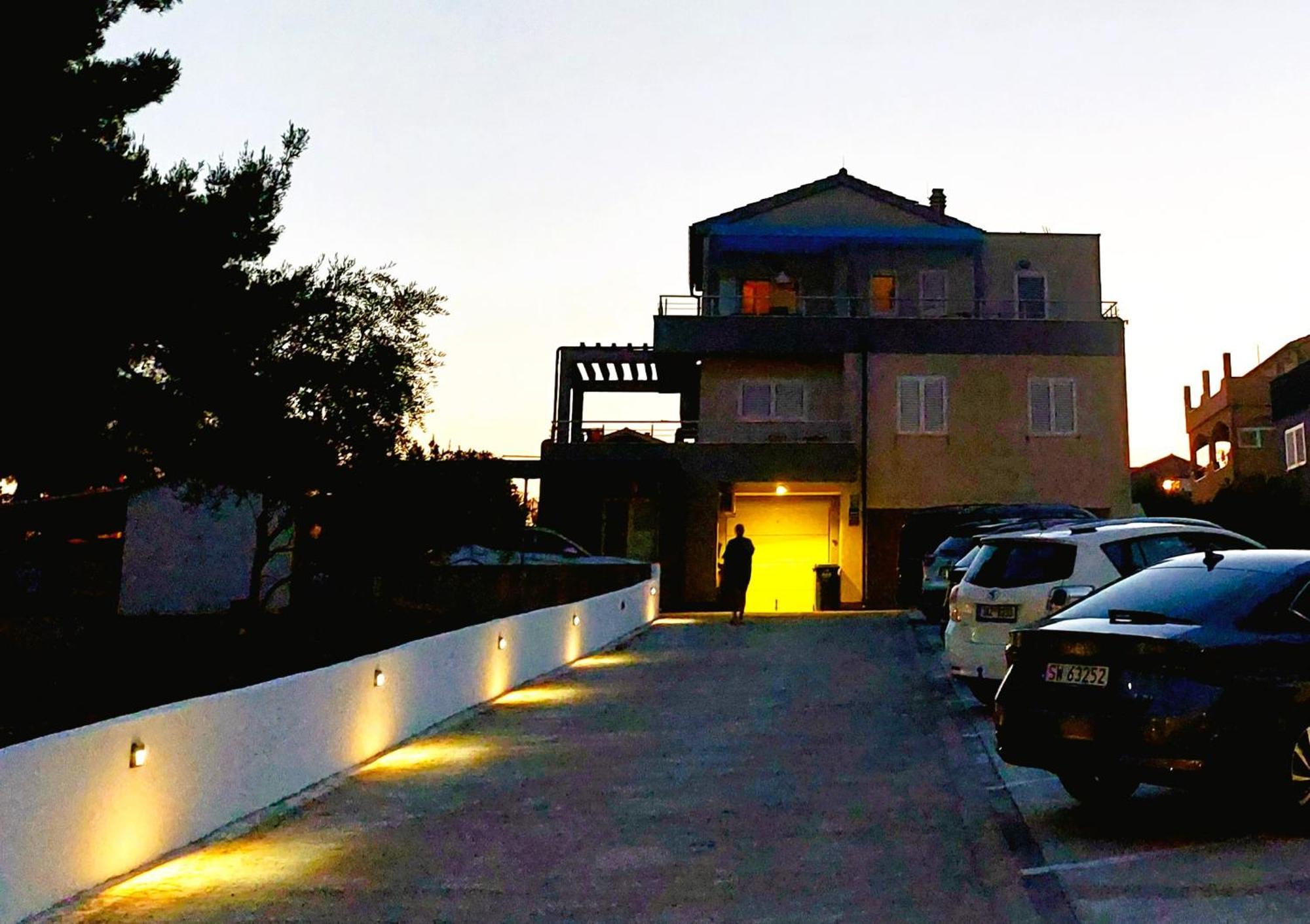 Arte Oliva Bed & Breakfast Grebastica Exterior photo